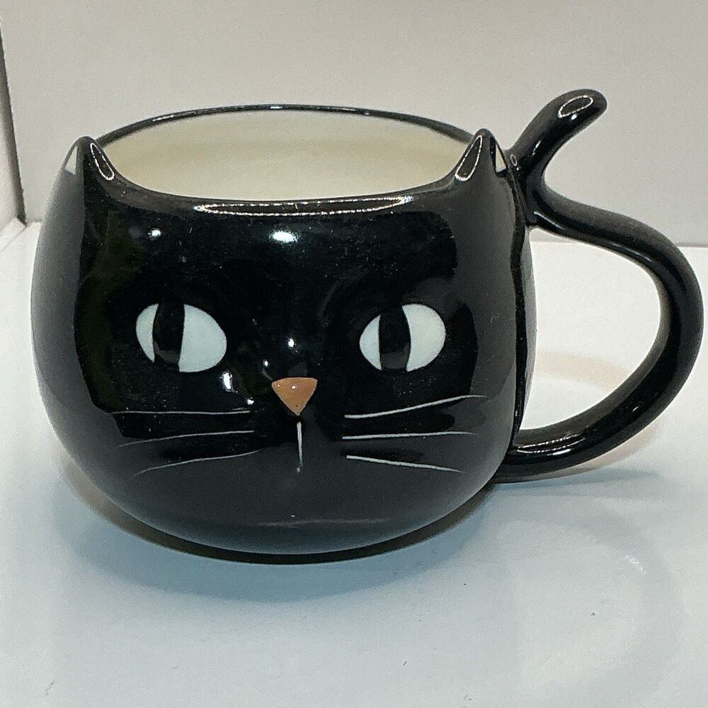Black Cat Kitty 15.5 fl oz Mug 2024 Hyde & EEK Boutique Halloween Stoneware New